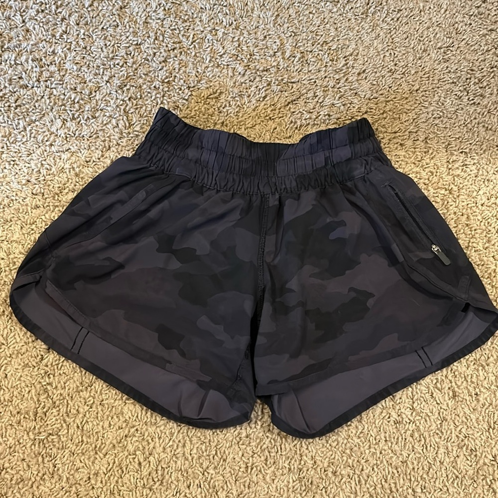 Lululemon Hottie Hot Shorts